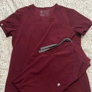 Figs Burgundy Scrub Set